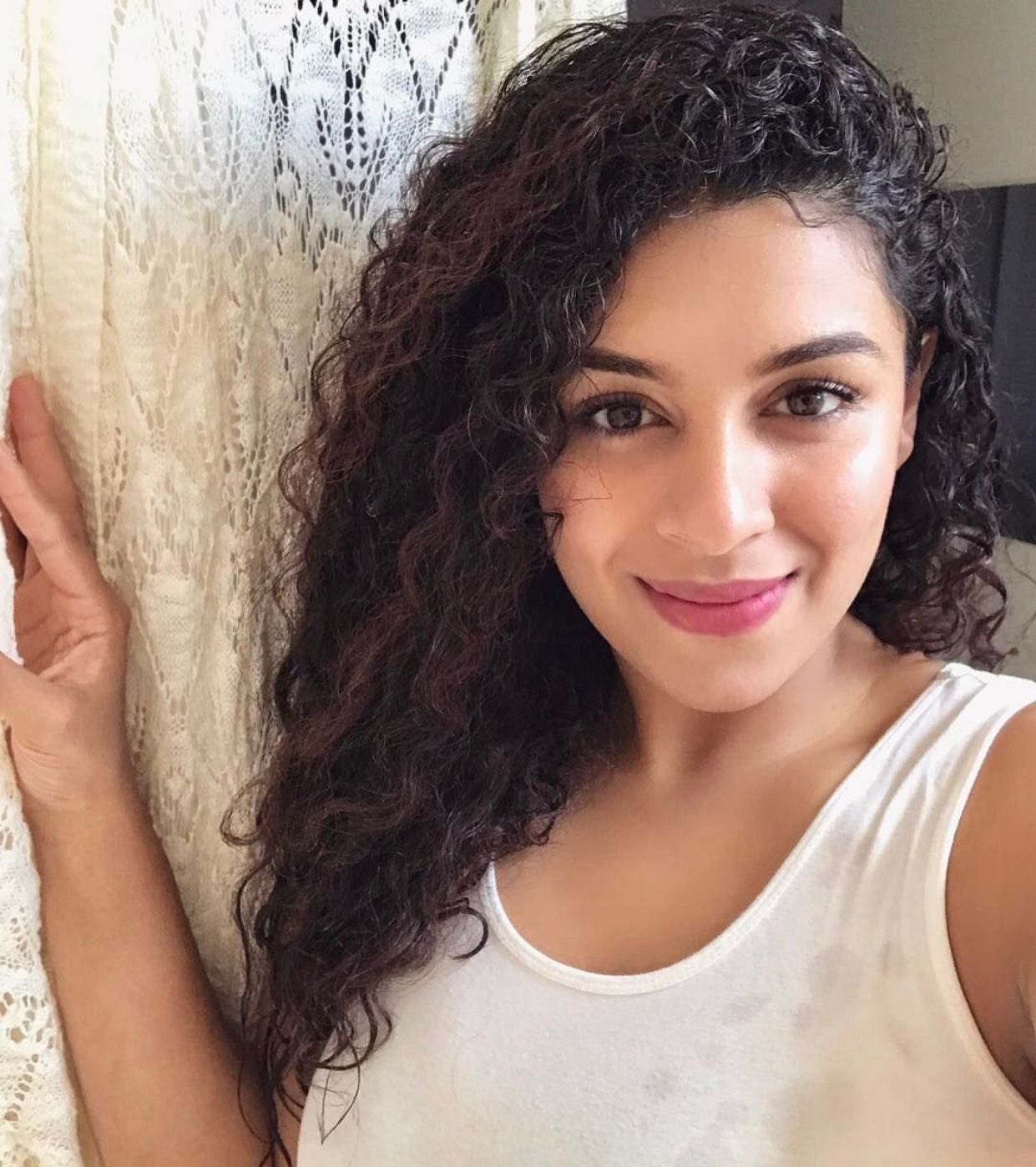 Kanika - Eyebrow Threading & Tinting Specialist